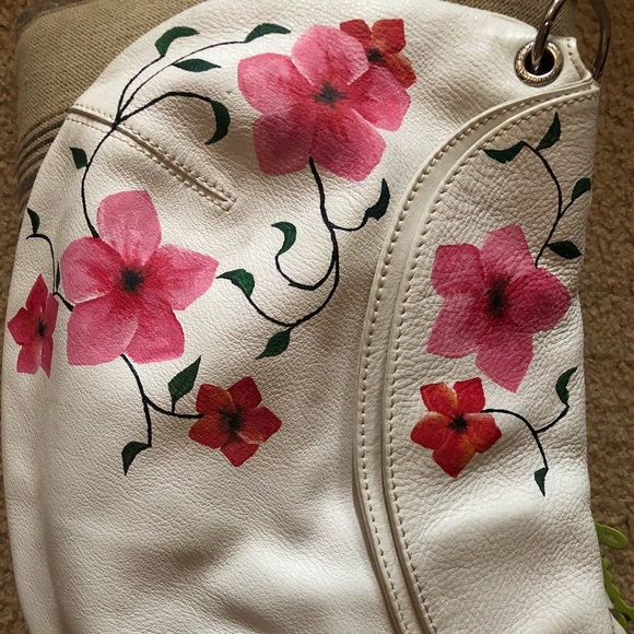 Custom paint - Picture 2 of 2